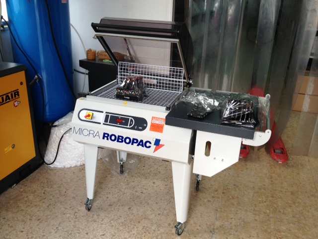 Micra jol 2.JPG Confezionatrice a campana - Fabbrica cosmetici - S. Clemente (CE)